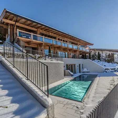 Exclusive Chalet Escape In Mittenwald Spa, Pool & Alpine Comfort *